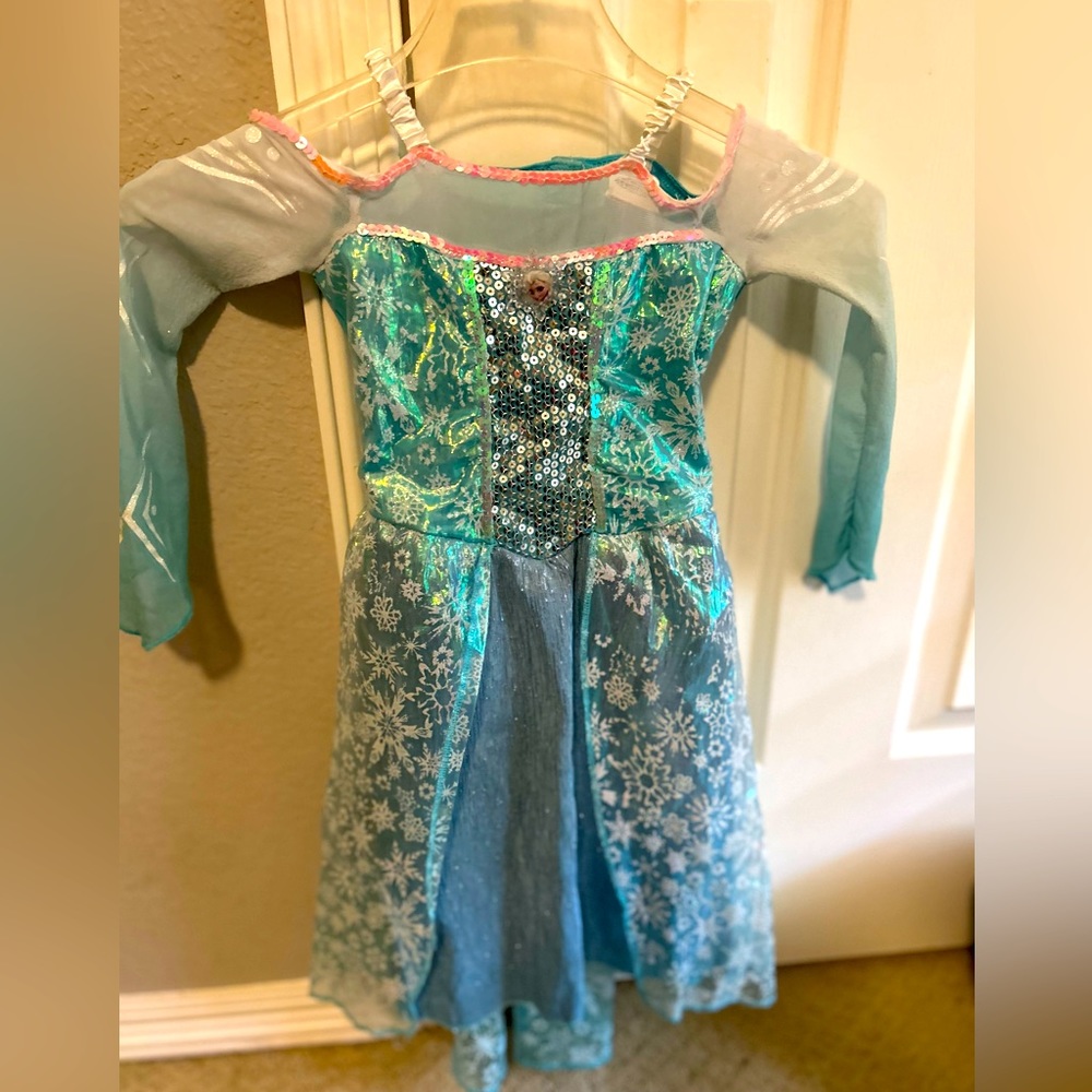 Disney’s girls frozen costume